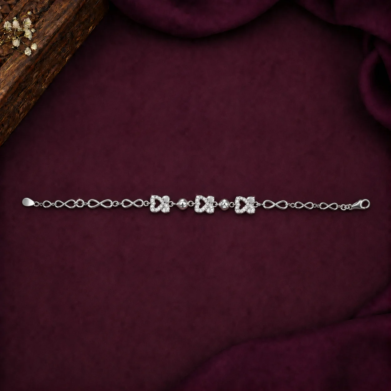 THREE HEART BRACELET