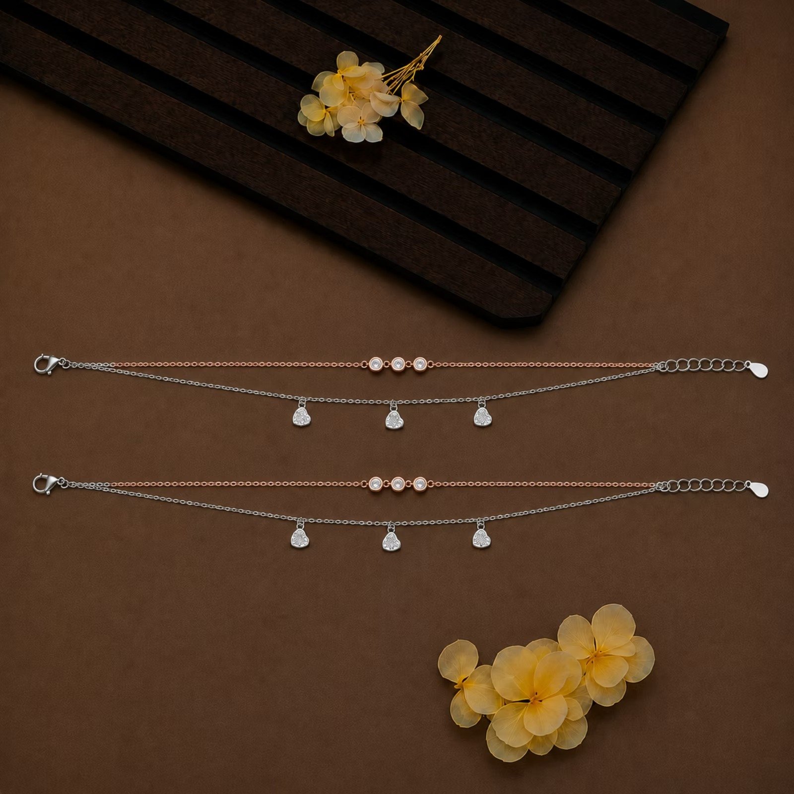 ROUND HEARTED ANKLET